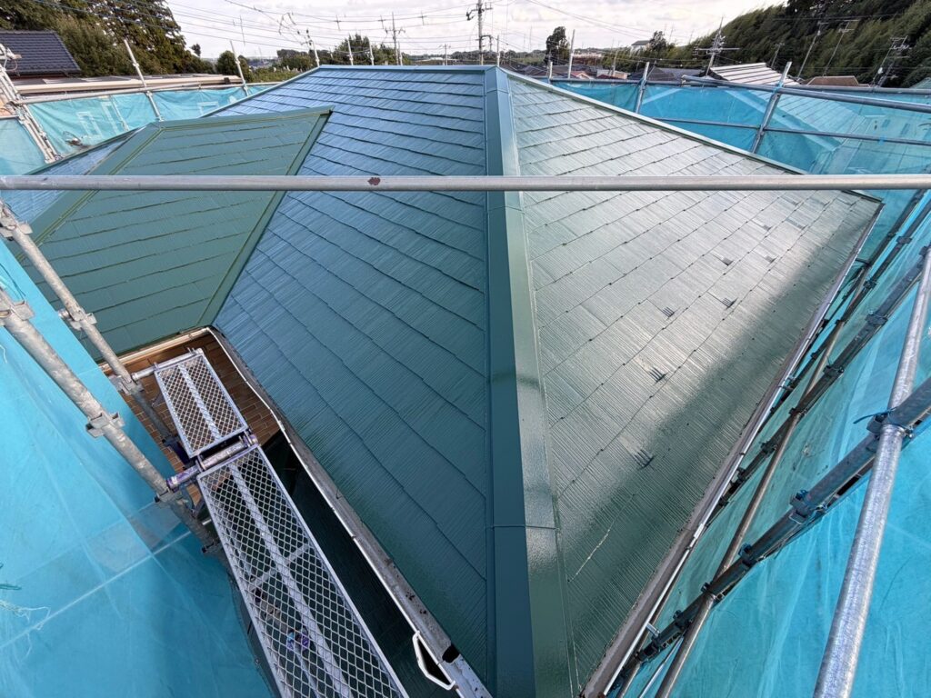 屋根：施工完了<br />
（大屋根・北面）